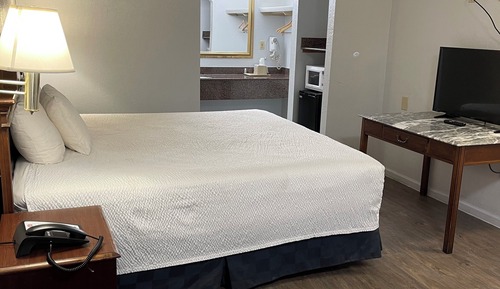 Standard Room, 1 King Bed, Non Smoking