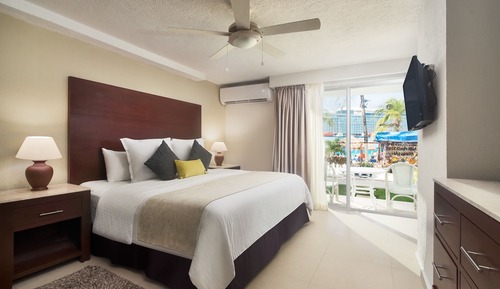 Deluxe Room, Non Smoking, Garden View
