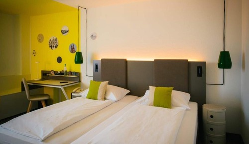 Comfort Room (Plus)