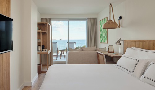 Suite, Sea View (The Level)