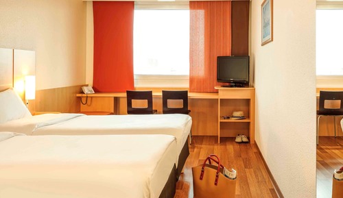 Standard Room, 2 Twin Beds