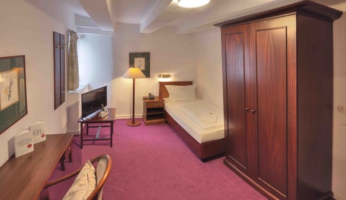 Basic Single Room
