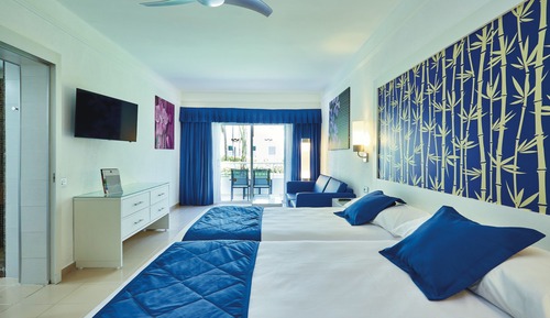 Family Room (B2C-US)