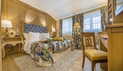 Classic Double Room