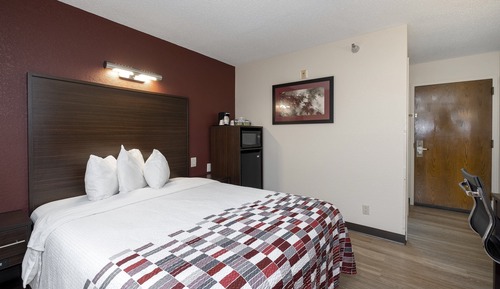 Deluxe Room, 1 Queen Bed, Non Smoking