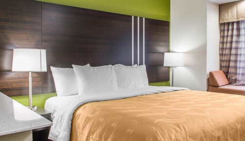 Suite, 1 King Bed, Non Smoking