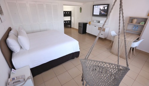 Family Room, Multiple Beds, Non Smoking