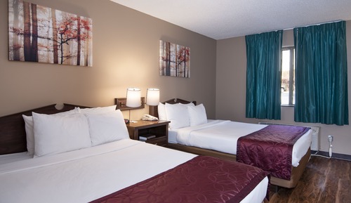 Suite, 2 Queen Beds, Kitchenette (2 Rooms)