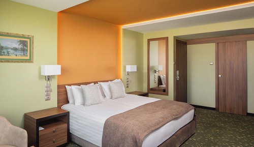 Double room with extra bed
