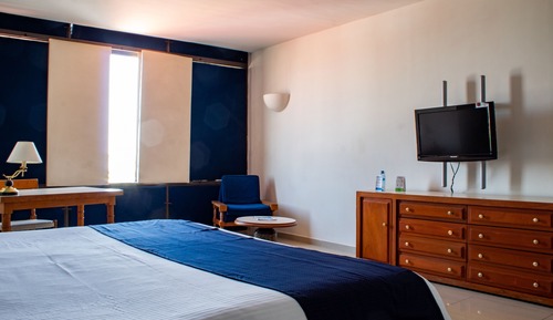 Room, 1 King Bed (Preferencial)