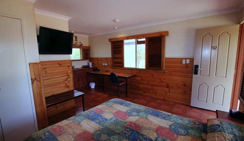Standard Room, 1 Queen Bed