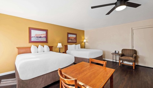 Room, 2 Queen Beds, Accessible, Non Smoking