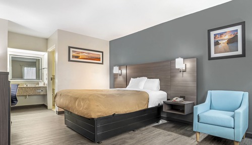 Standard Room, 1 Queen Bed, Non Smoking