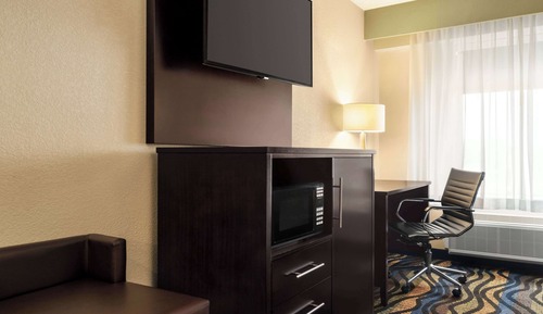 Suite, 1 King Bed with Sofa bed, Non Smoking, Hot Tub