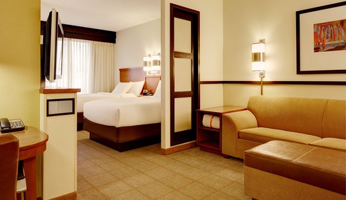 Room, Multiple Beds (High Floor)