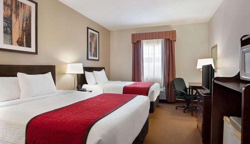 Room, 2 Queen Beds, Accessible, Non Smoking (Roll-In Shower)