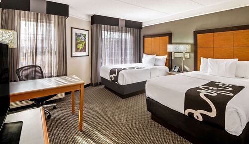 Room, 2 Double Beds, Accessible, Non Smoking (Mobility/Hearing Accessible, Bathtub)