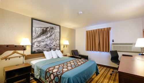 Standard Room, 1 Queen Bed, Non Smoking