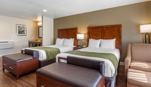 Standard Room, 2 Queen Beds, Non Smoking