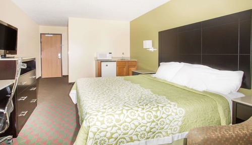 Standard Room, 1 King Bed