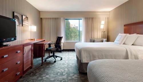 Room, 2 Queen Beds (Mobility/Hearing Access, Transf Shwr)