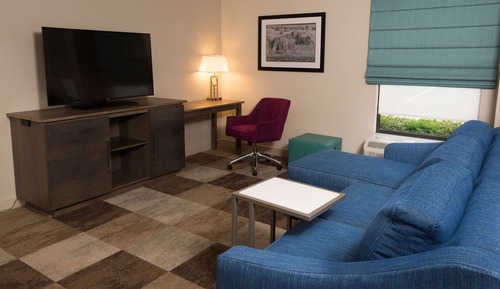 Suite, 1 King Bed, Non Smoking