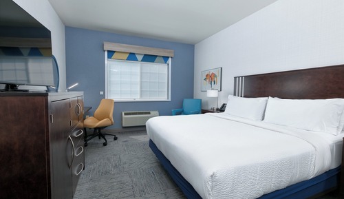 Standard Room, 1 King Bed
