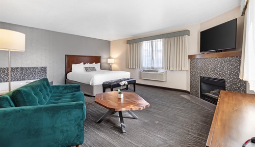 Suite, 1 King Bed, Non Smoking, Jetted Tub