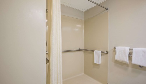 Room, 1 Queen Bed, Accessible, Non Smoking