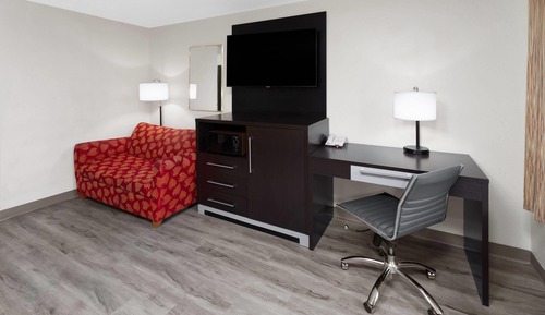 Suite, Multiple Beds, Non Smoking