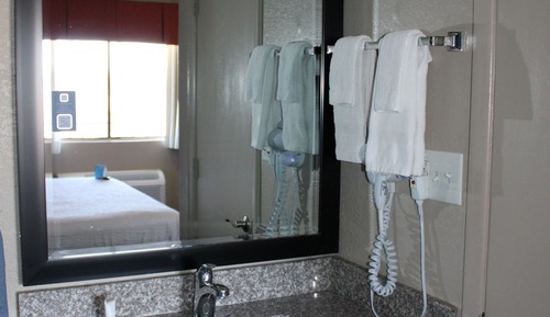Suite, 1 King Bed
