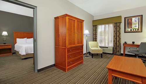 Suite, 1 King Bed, Non Smoking