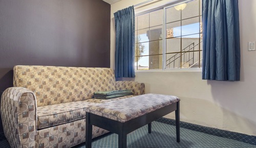 Economy Triple Room