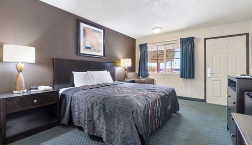 Standard Room, 1 King Bed, Non Smoking