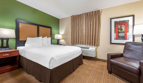 Studio Suite, 1 Queen Bed, Non Smoking
