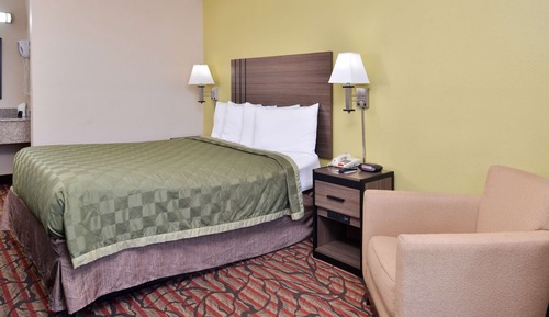 Room, 1 Queen Bed, Accessible, Smoking