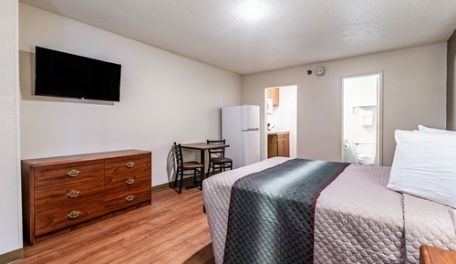 Standard Studio, 1 Queen Bed, Non Smoking