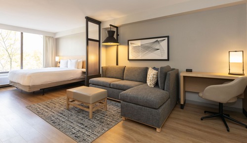 Room, 1 King Bed (High Floor)