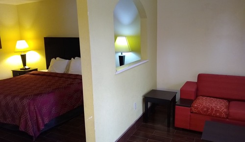 Suite, 1 King Bed, Non Smoking