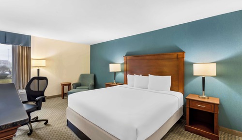 Room, 1 Queen Bed, Accessible
