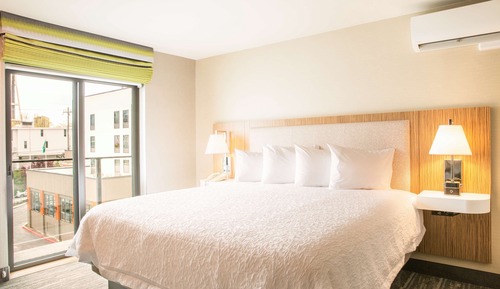 Suite, 1 King Bed