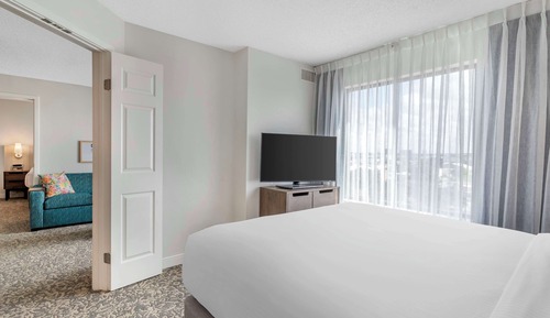 Suite, Multiple Beds, Accessible (Mobility Roll in Shower Two Bedrooms)