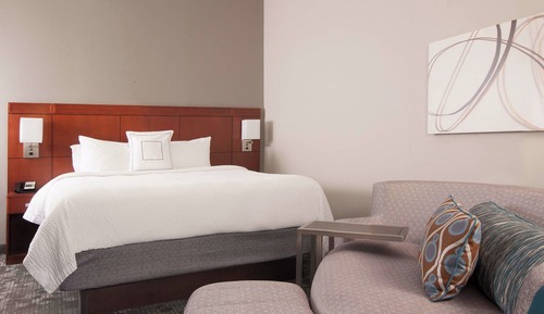 Room, 1 King Bed with Sofa bed, Non Smoking, City View (Corner)