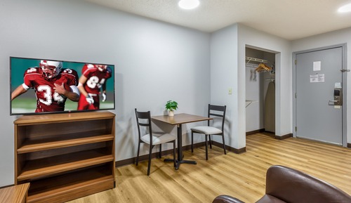 Suite, 1 Queen Bed with Sofa bed, Non Smoking