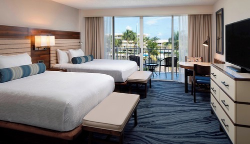 Room, 2 Queen Beds, Balcony, Marina View