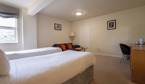 Standard Twin Room, 2 Twin Beds, Canal View