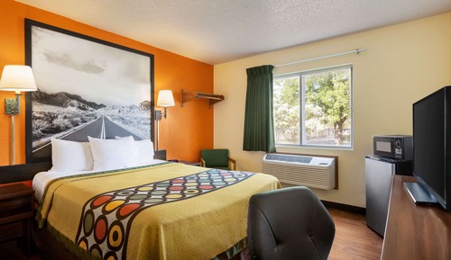 Standard Room, 1 King Bed
