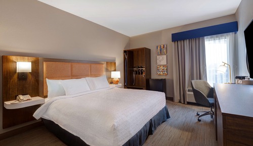 One King Bed, Non-Smoking, Accessible
