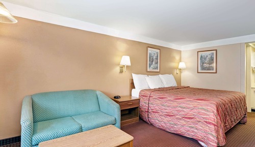 Suite, 1 King Bed, Hot Tub
