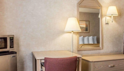 Room, 2 Queen Beds, Accessible, Non Smoking